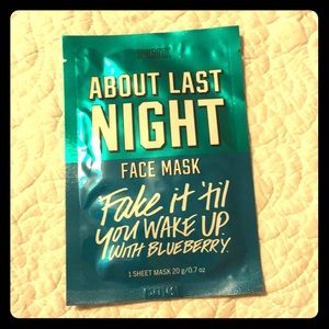PINK, Victoria’s Secret “ABOUT LAST NIGHT” MASK